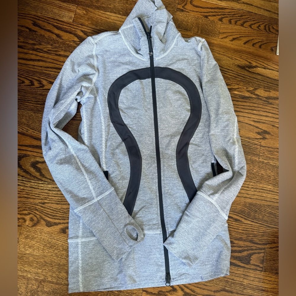 Lululemon define jacket gray size 6